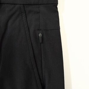 Never Worn! Brady STRUCTURED STRETCH BRADY PANT Size 33 - Black